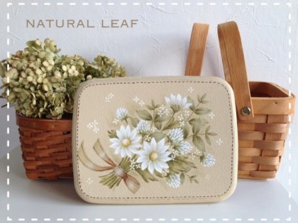 ホワイトブーケのバスケット