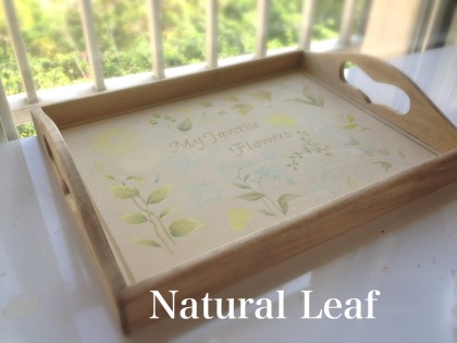 カスタードクリーム色のトレー